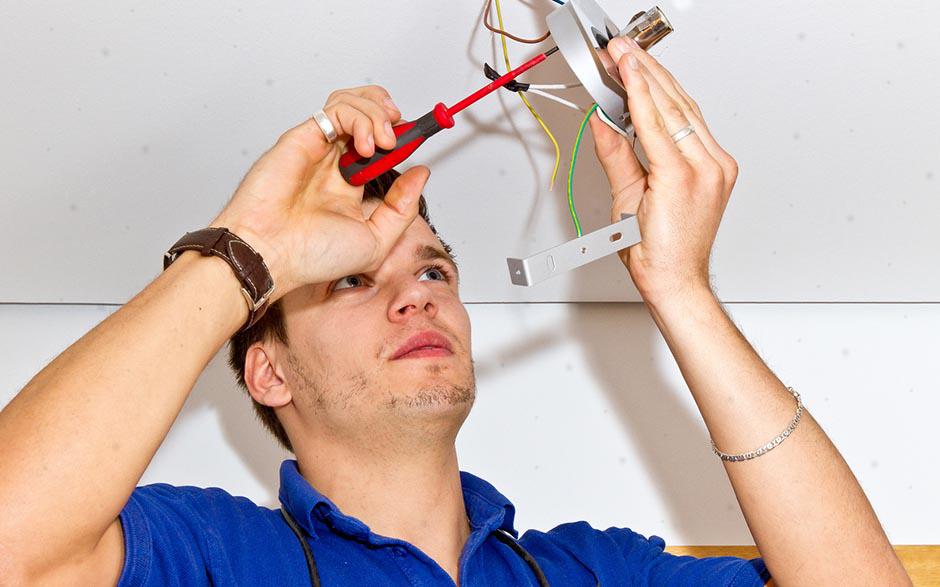 travail électricien Alfortville